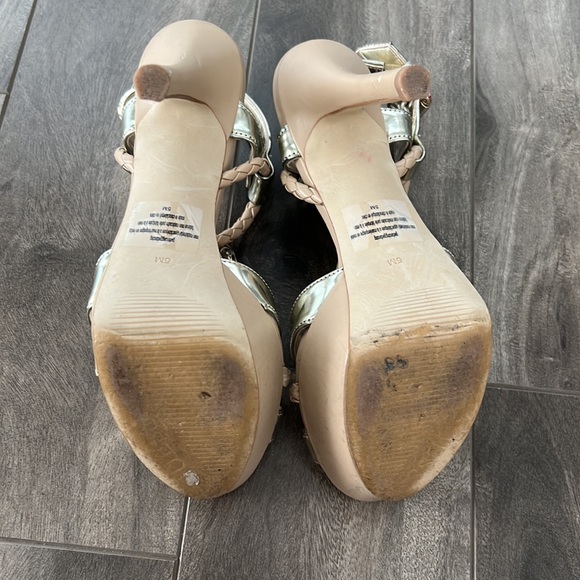 Guess nude gold heels - Picture 10 of 14